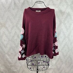 AMP burgundy sweater with floral crochet sleeves size M